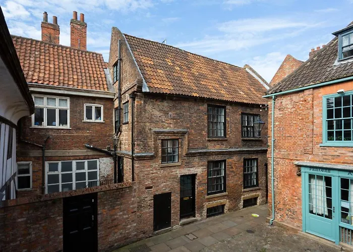 York City Unique Apartment - Coffee Yard